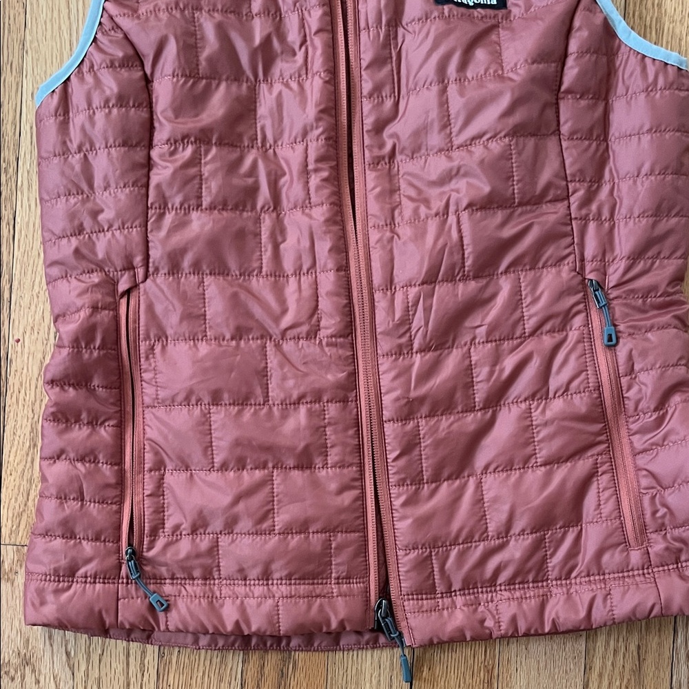 Patagonia Brick Quilted Vest - Picture 3 of 9
